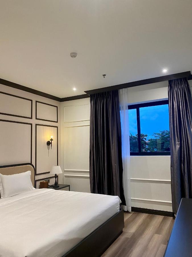 Hotel Khach San Robin Gia Nghia Extérieur photo