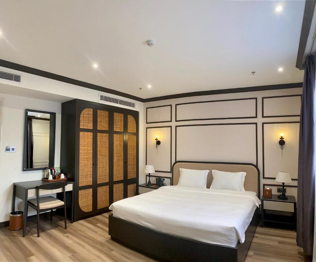 Hotel Khach San Robin Gia Nghia Extérieur photo