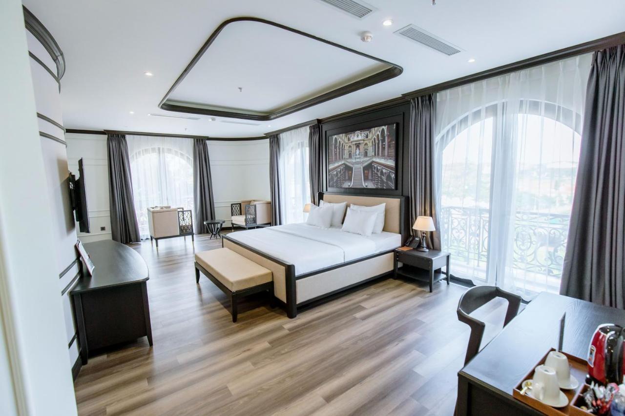 Hotel Khach San Robin Gia Nghia Extérieur photo