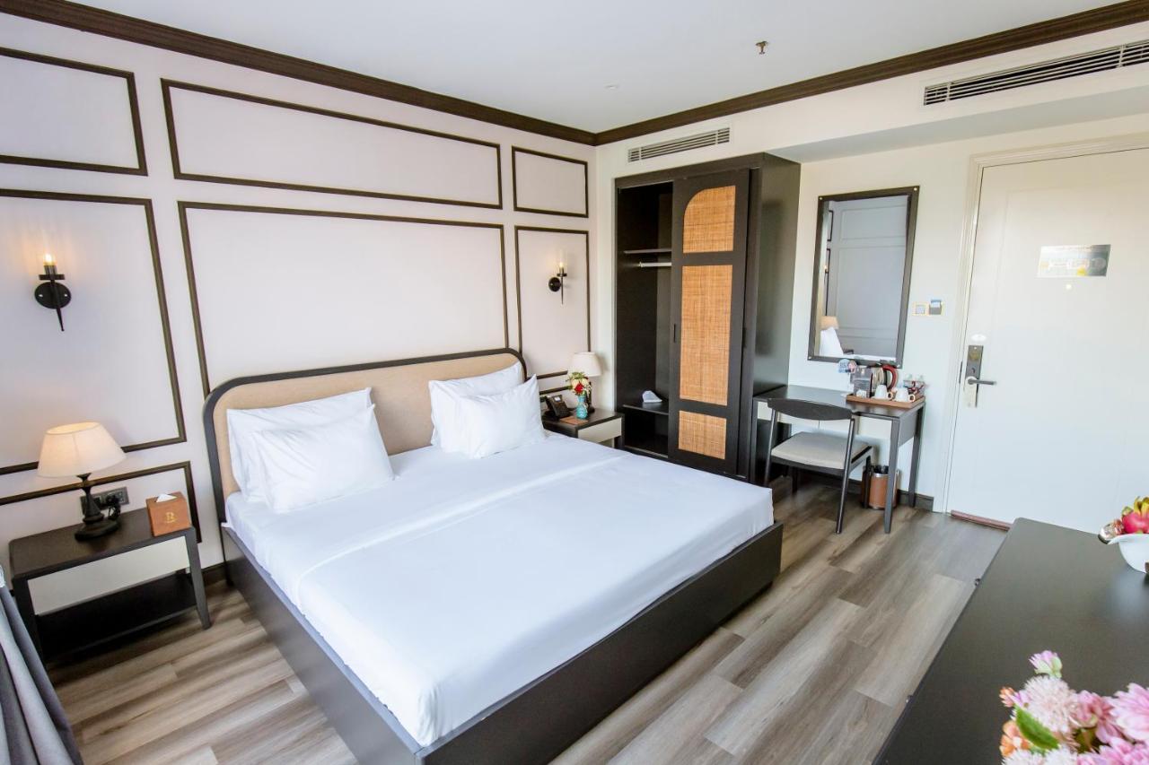 Hotel Khach San Robin Gia Nghia Extérieur photo