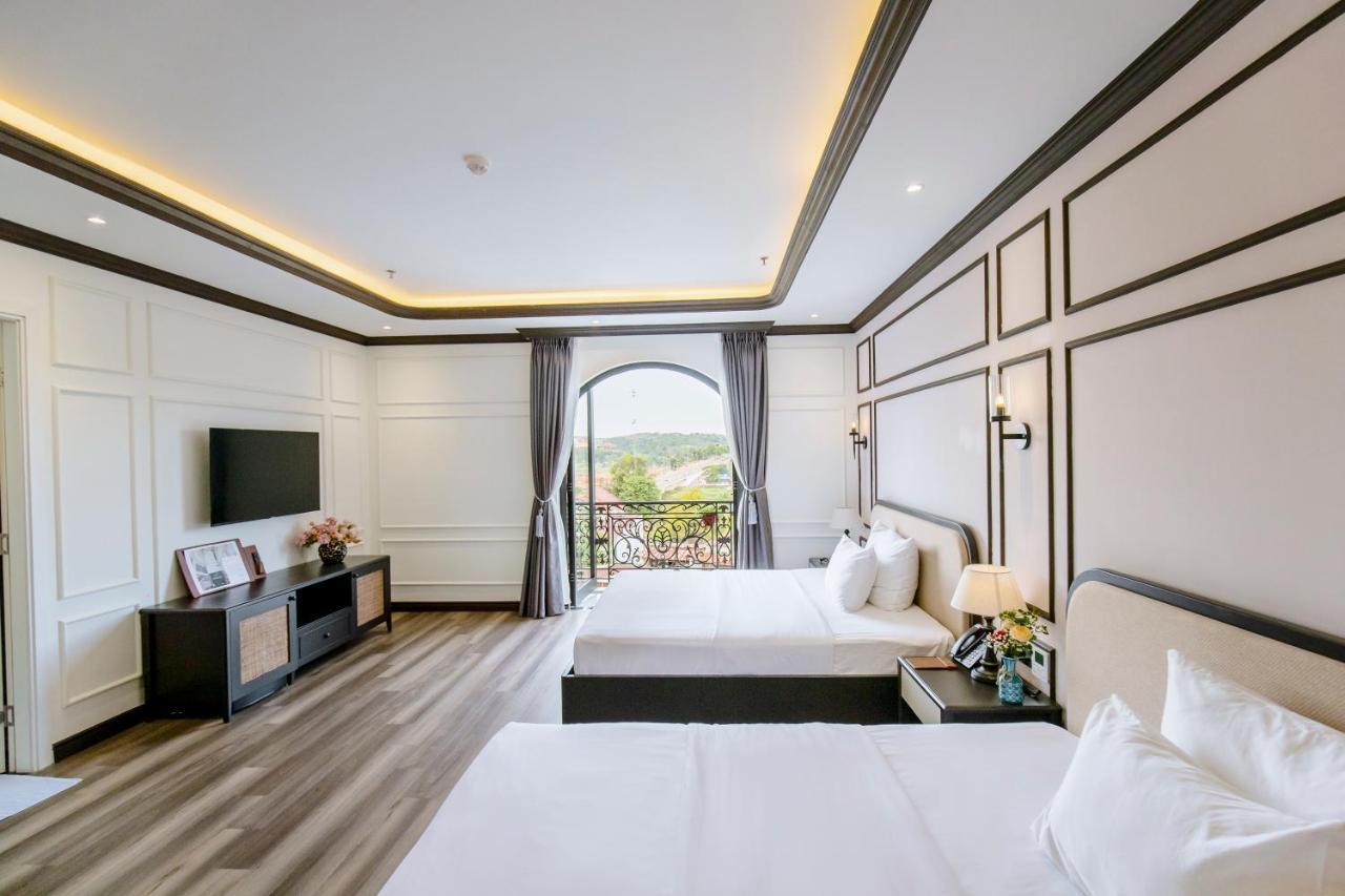 Hotel Khach San Robin Gia Nghia Extérieur photo