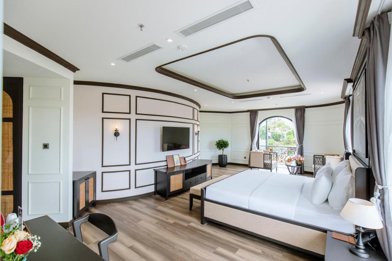 Hotel Khach San Robin Gia Nghia Extérieur photo