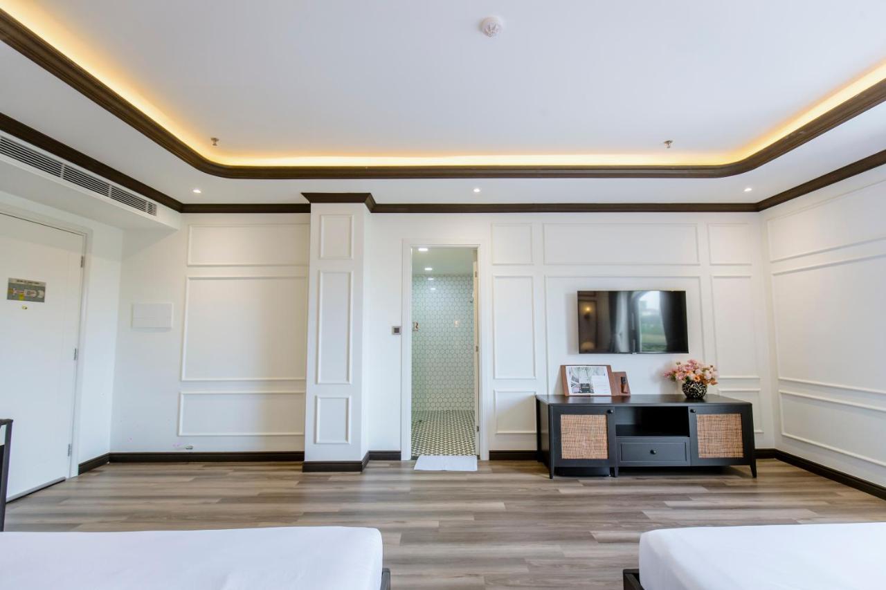 Hotel Khach San Robin Gia Nghia Extérieur photo