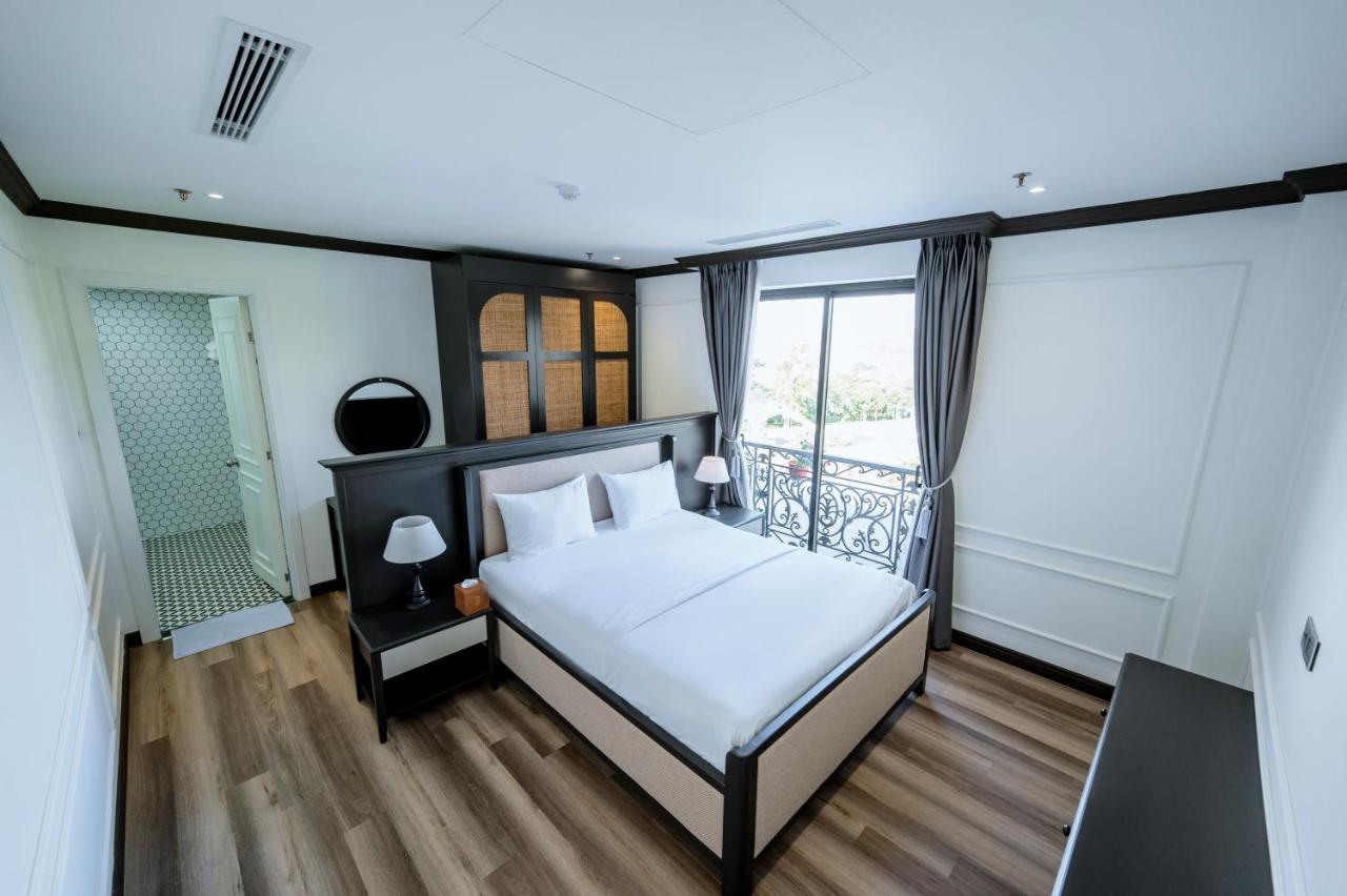 Hotel Khach San Robin Gia Nghia Extérieur photo